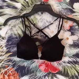 VS black bra